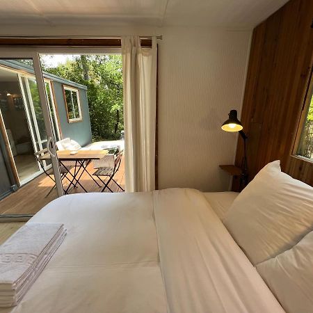 Superbe Cabane Jacuzzi Jardin Clim Wifi Parking Meyreuil Exterior photo