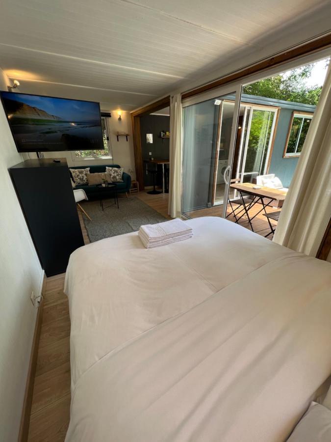 Superbe Cabane Jacuzzi Jardin Clim Wifi Parking Meyreuil Exterior photo